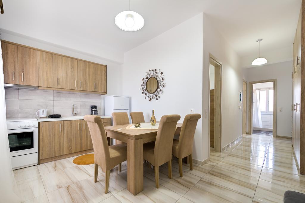 Sun View Villas Pýrgos エクステリア 写真