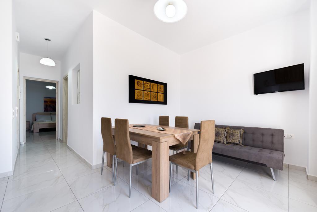 Sun View Villas Pýrgos エクステリア 写真