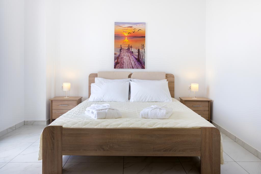 Sun View Villas Pýrgos エクステリア 写真