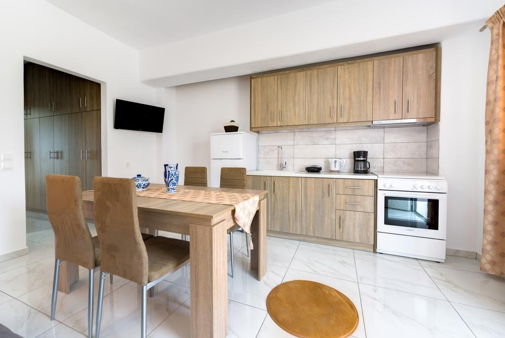 Sun View Villas Pýrgos エクステリア 写真